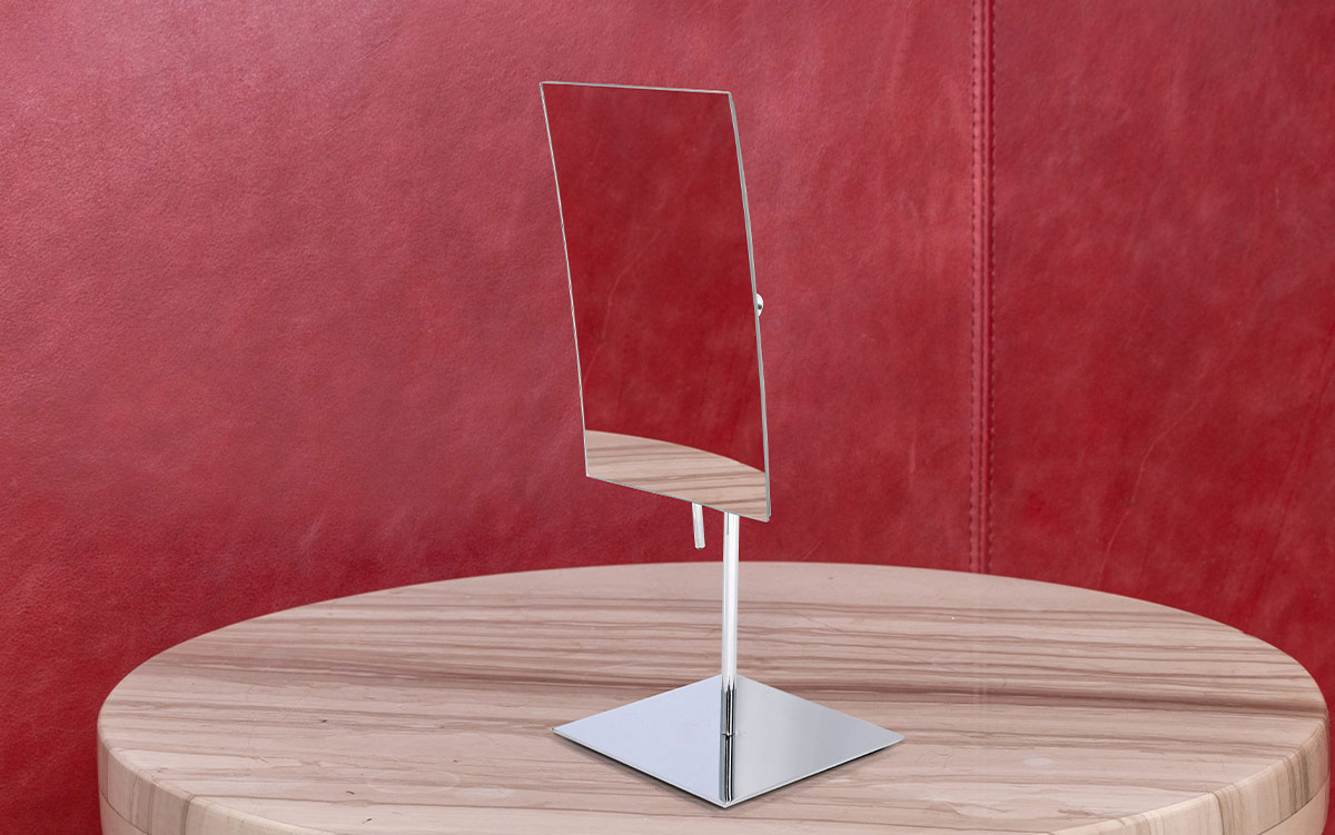 Table top on sale magnifying mirror